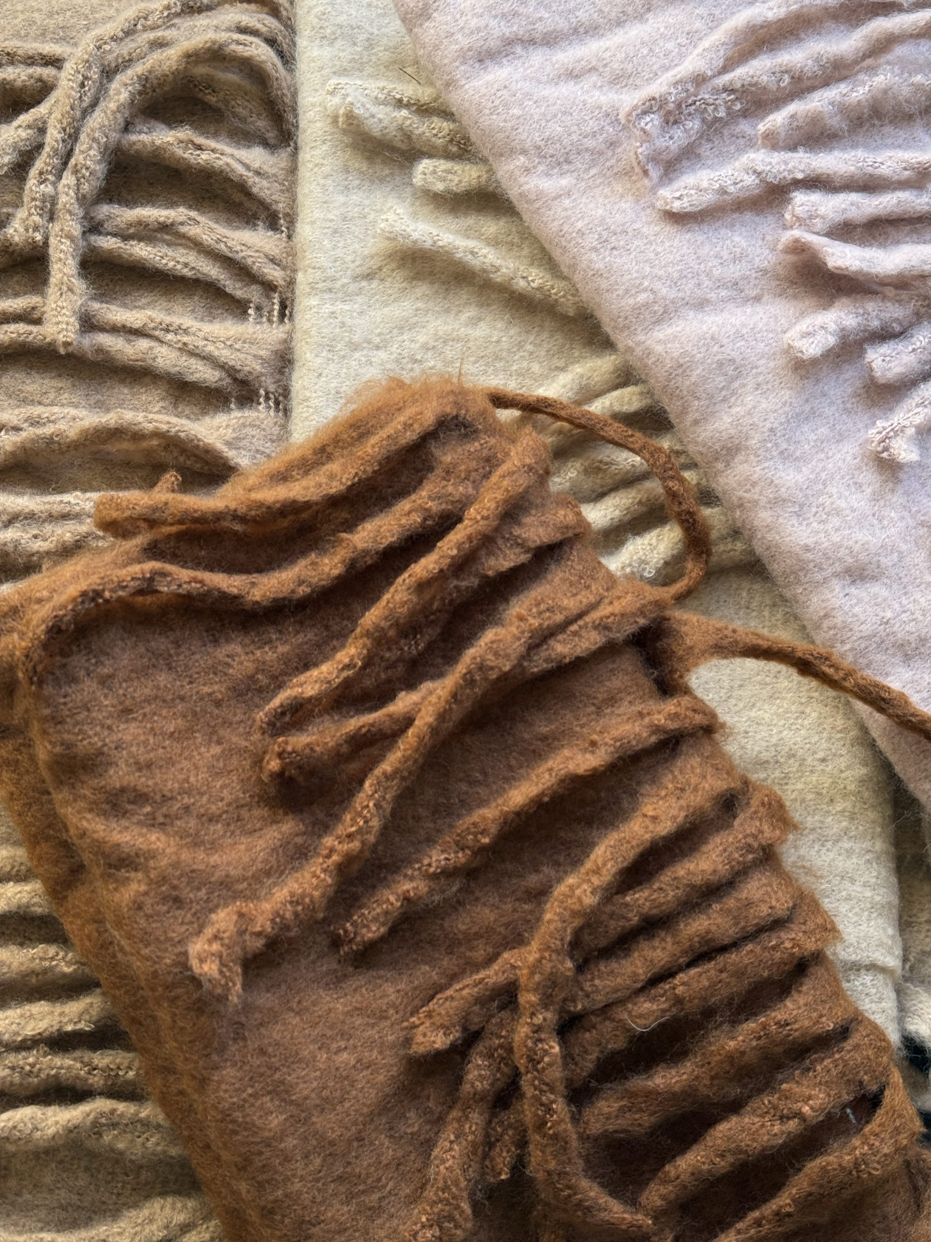 img_1634 بیگ اسکارف - Image 1